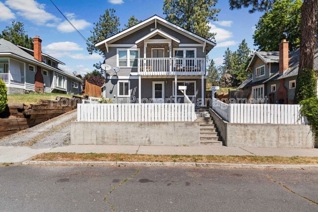 Building Photo - 727 E 9th Ave Rental
