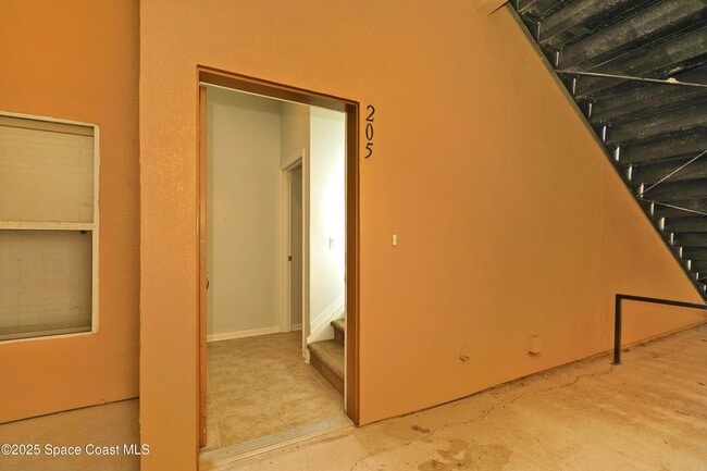 Photo - 4117 Meander Pl Unidad 205