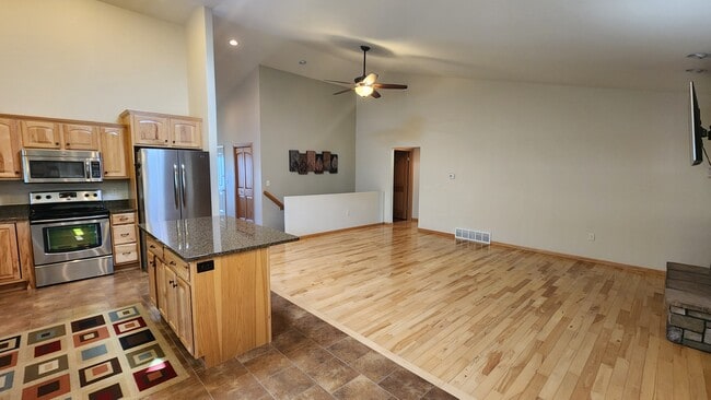 Photo - 1329 Pinecrest Ln Unit 1329 Pinecrest Ln.
