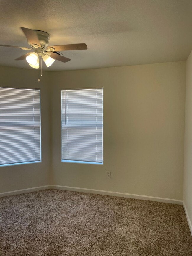 Photo - 1171 Regency Dr