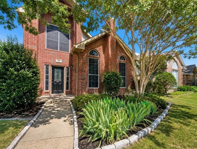 Building Photo - 7900 Squire Ln