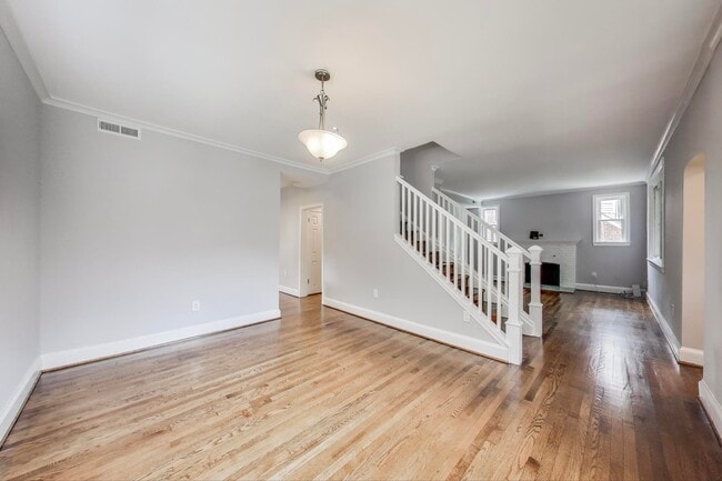 Photo - 8209 Flower Ave