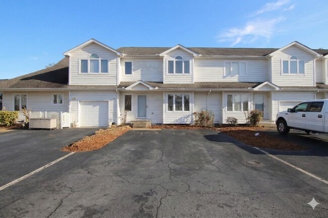 Building Photo - Updated 3Bed 3Bath Townhouse in Plantation East