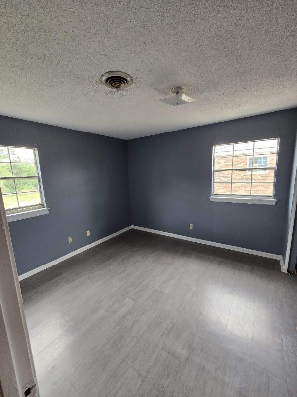 Photo - 196 Industrial Dr Unit 1c