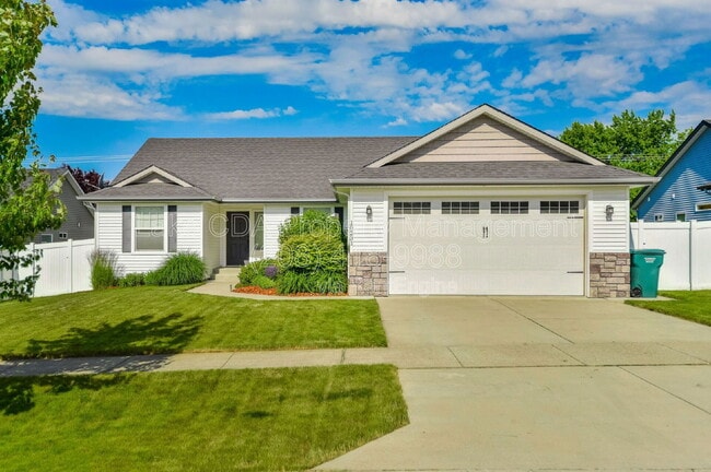 Building Photo - 10231 N Zenith St