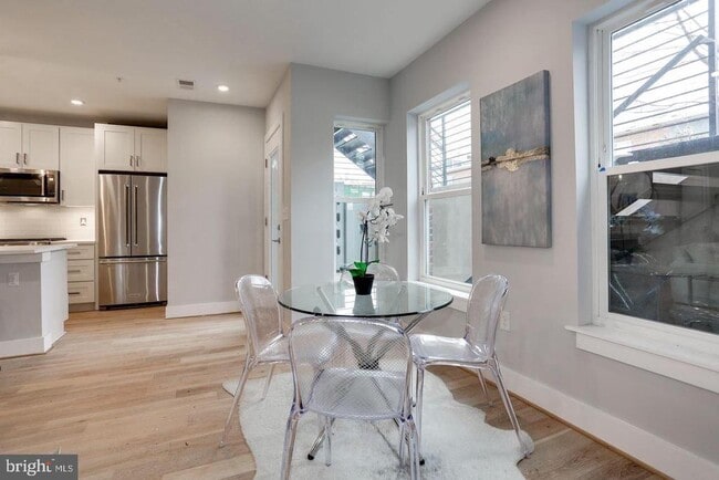 Photo - 1514 K St SE Unit 1