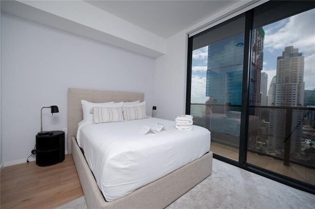 Photo - 398 NE 5th St Unit 2517