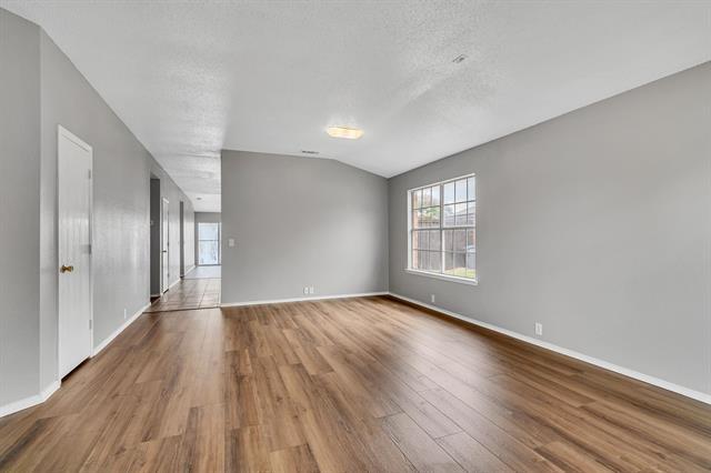 Photo - 2305 Tisbury Way