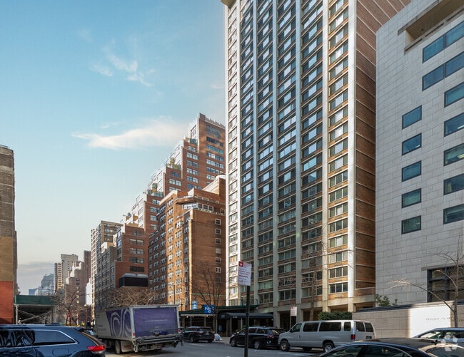 Photo - Lausanne Condominium