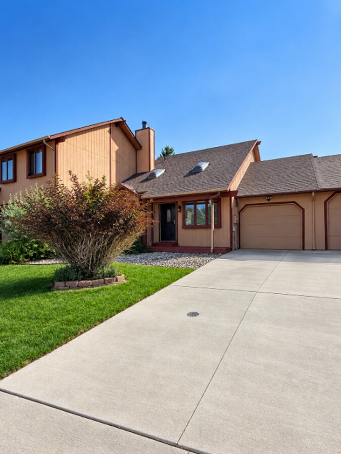 Photo - 3323 Chuckwagon Rd