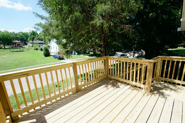 Photo - 2404 Jefferson Ave