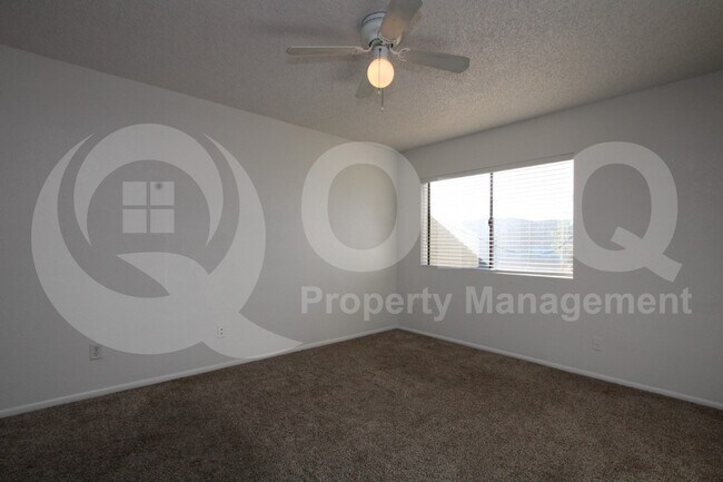 Photo - 850 S River Dr