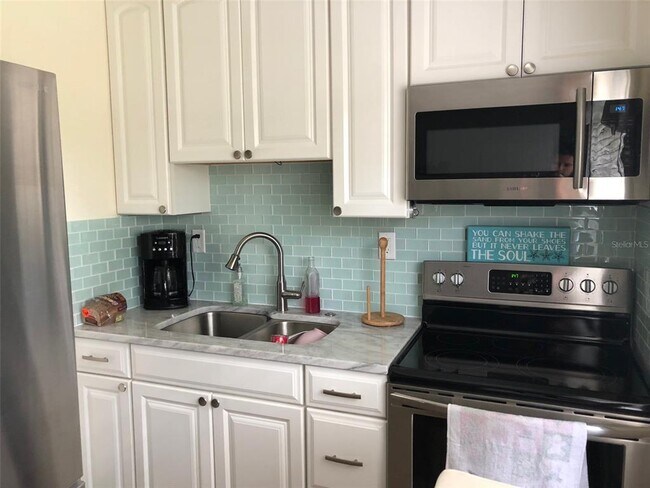 Photo - 7555 Magnolia Ave