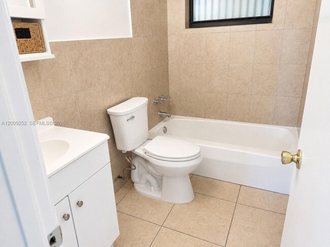 Photo - 728 SW 7th St Unit 1-2
