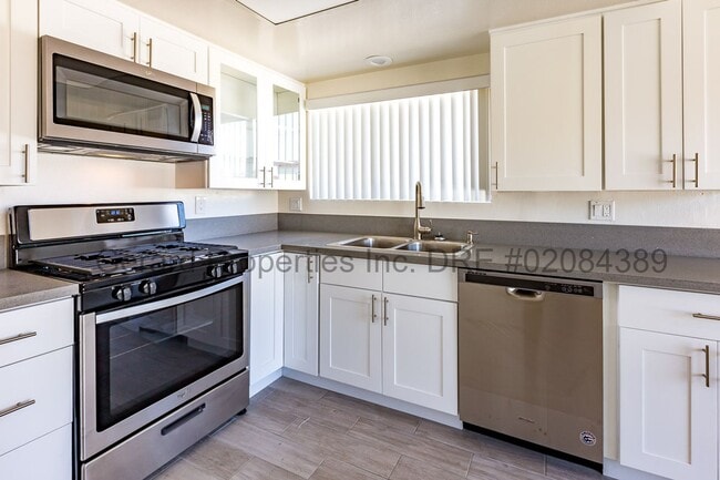 Building Photo - 18741 Demion Ln Unit #D