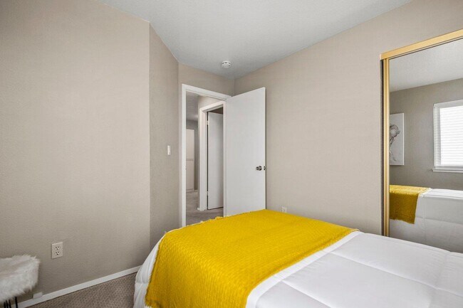 Photo - 721 Pointe Pacific Dr