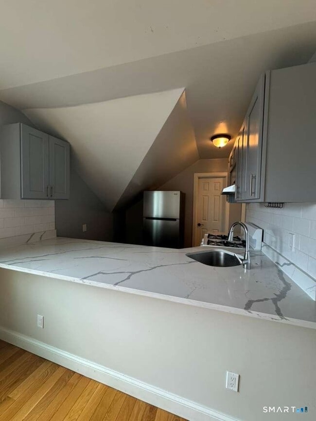 Photo - 161 Edgewood Ave