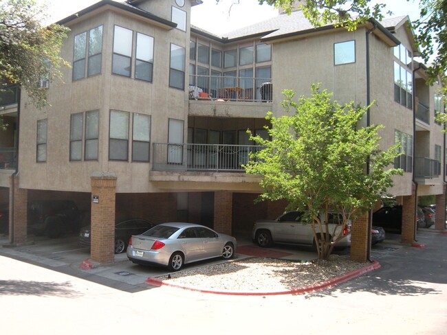 K613 - Robbins Place #210 - K613 - Robbins Place #210 Apartment Unit 210 - K613