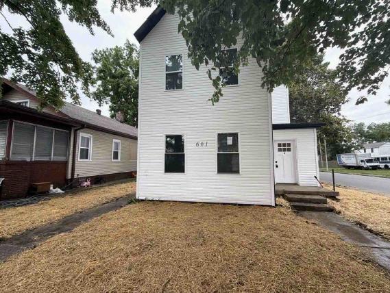 Photo - 601 E Gum St