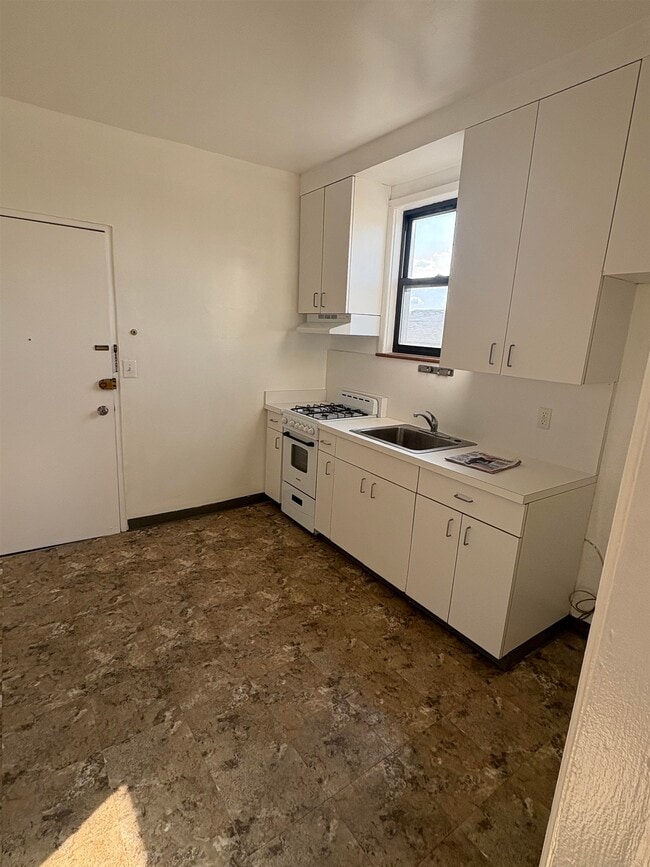 1107 72nd St Unit 3