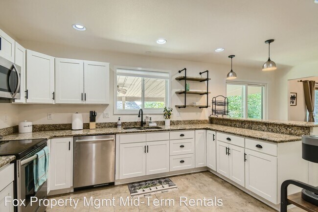 Photo - 3 br, 3.5 bath House - 3846 Dyanna Dr