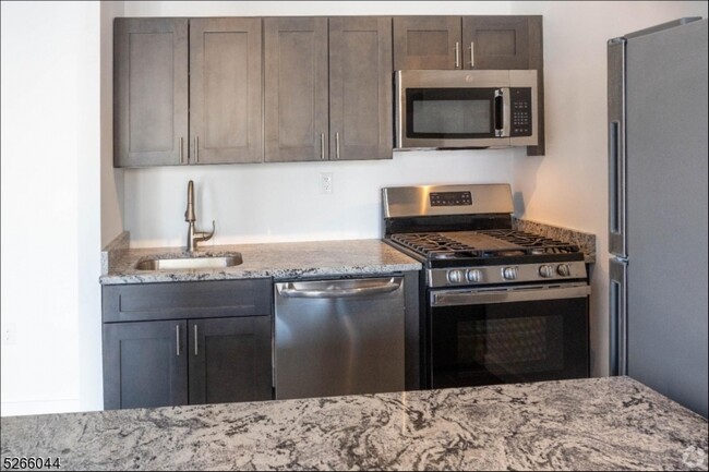 Photo - 100 Evergreen Pl Apartamento Unidad 3F