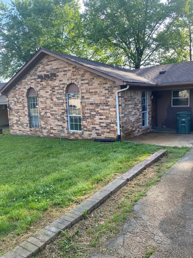 Photo - 4966 Hillbrook Rd House