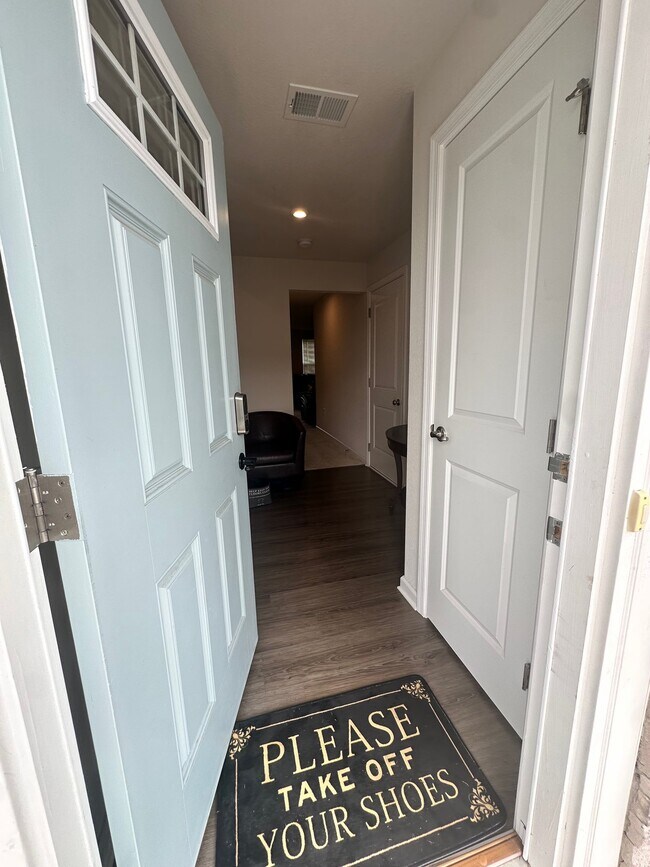 Photo - 4122 Riverside Dr