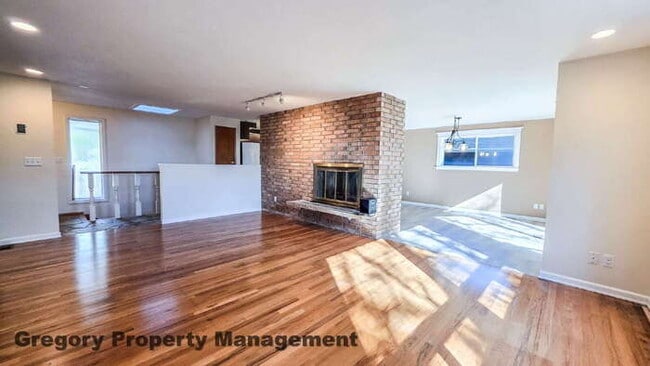 Photo - Spacious 5-Bedroom Kirkland Home – Daylight Basement, RV Parking, Quiet Private Drive & Top Schools!