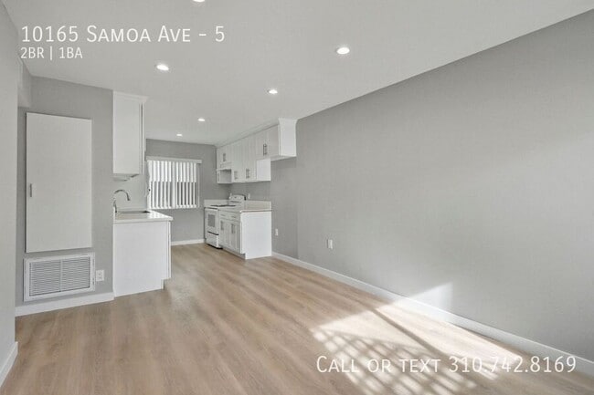 Photo - 10165 Samoa Ave Unit 5