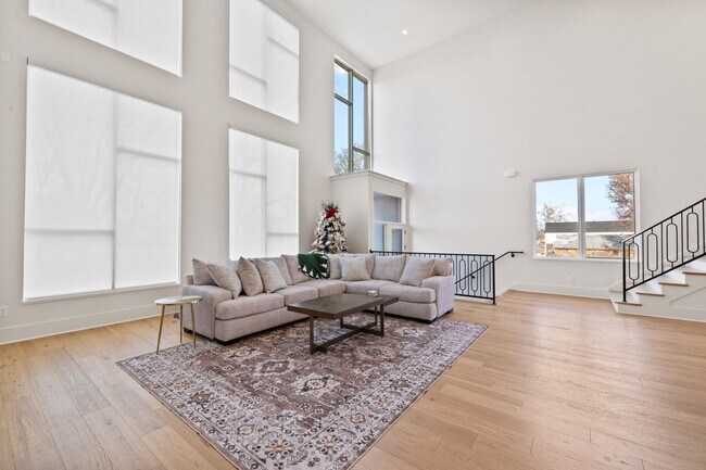 Photo - 712 N Magnolia St Unit Ste A