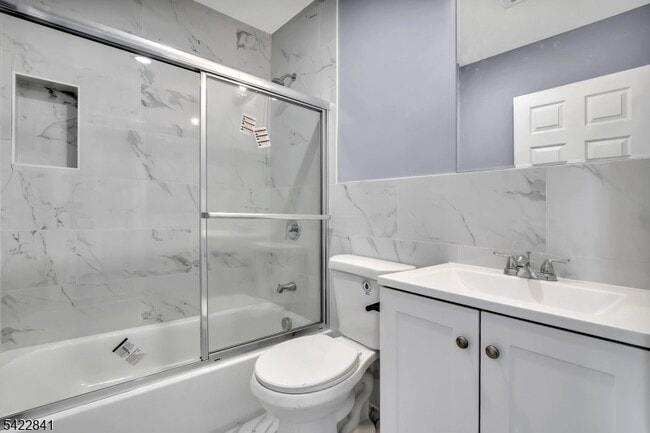 Photo - 155 Clifton Ave