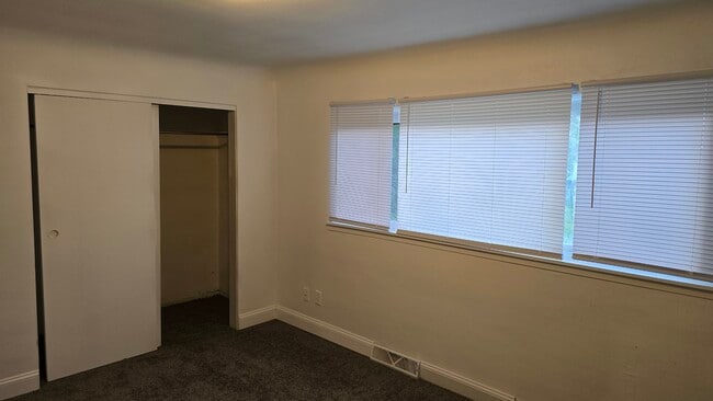 Photo - 1503 Gilbert St