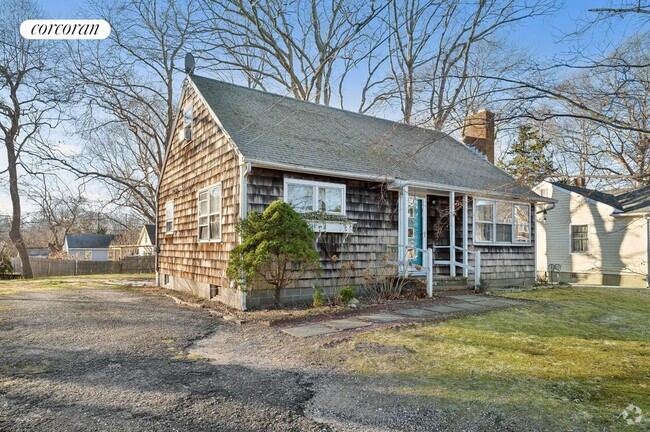 Building Photo - 16 Fordham St Rental