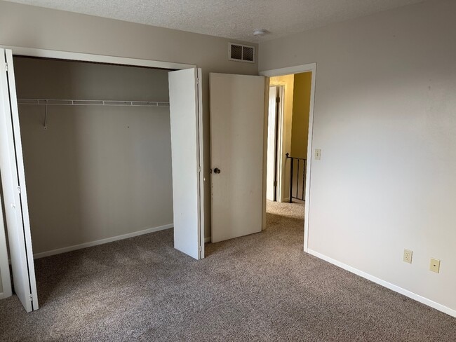 Photo - 315 E Van Dorn St