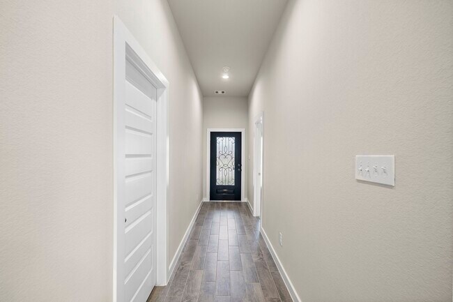 Photo - 3327 Tilley Dr