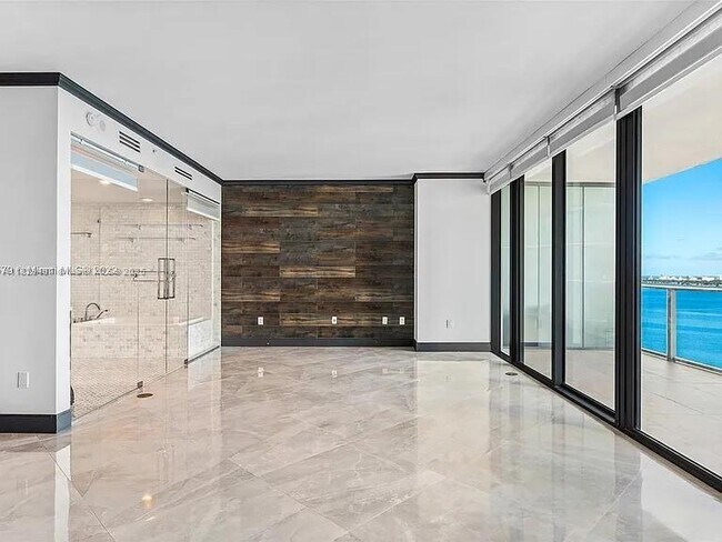 Photo - 650 NE 32nd St Unit 3003