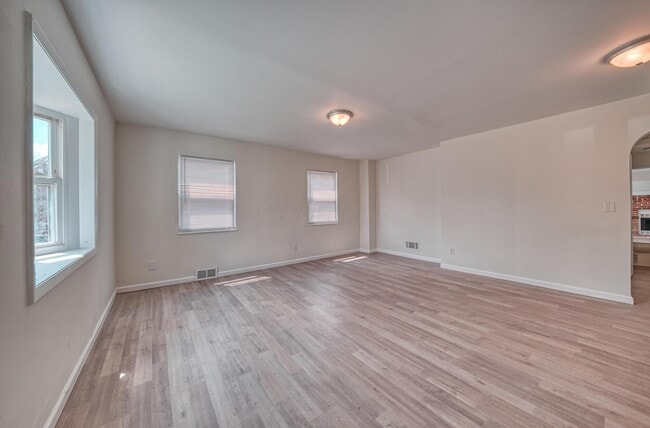 Photo - 1139 Miller Ave