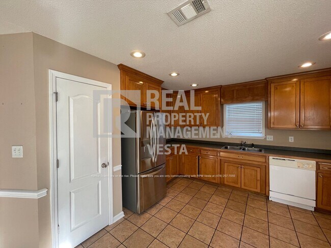 Photo - 316 Wynfield Ln