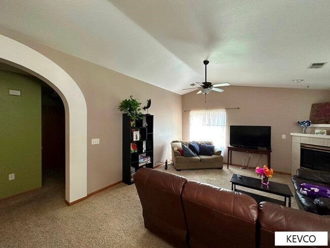 Photo - Bright and Spacious Condo