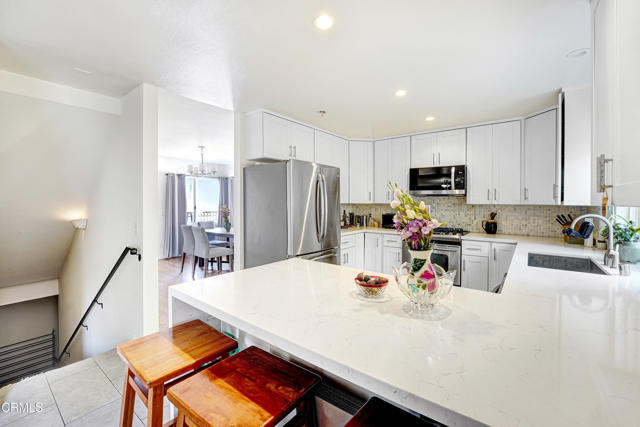 Photo - 2779 Fyler Pl