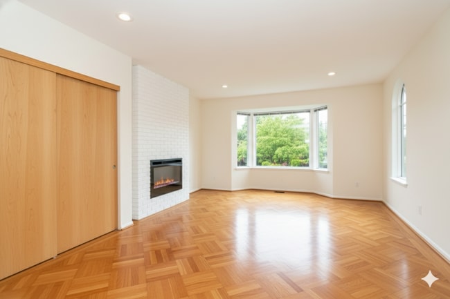 Building Photo - 3894 Triumph St