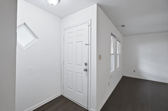 Photo - 5208 Richard Rd