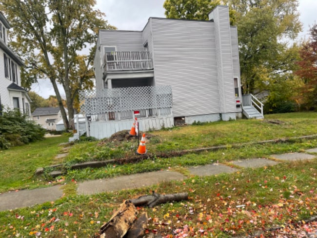 Photo - 1532 Woodland Ave NW Unit 4