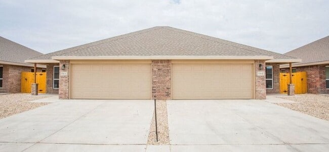 Building Photo - 5606 Jarvis St Unit Lincoln 16 - 5606 Jarvis  A