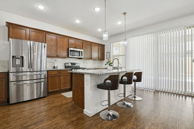 Photo - 1350 W Javelina Dr