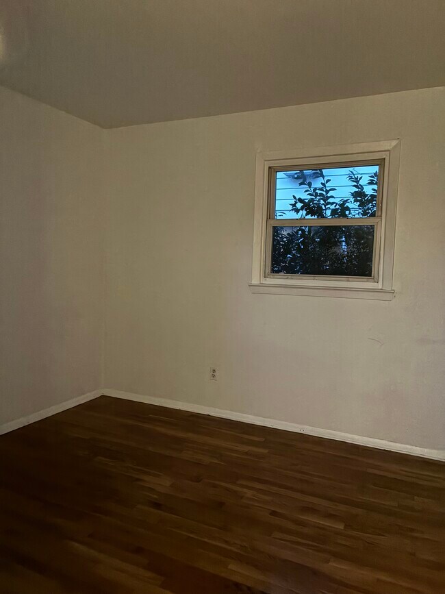 Photo - 147 Saint Joseph Blvd Unit 1