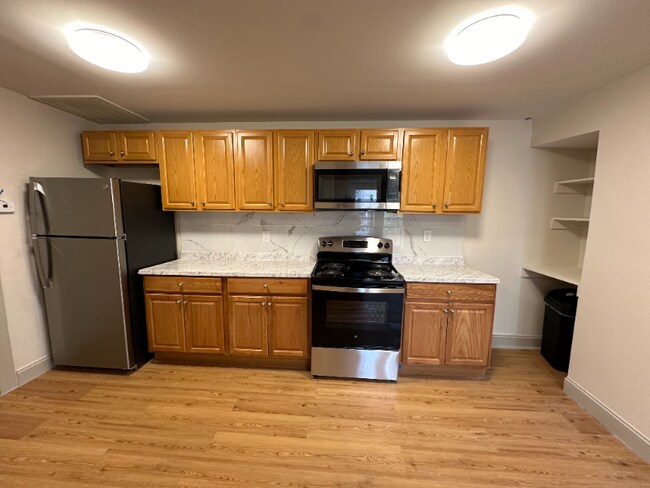 Photo - 46 Oak Ave Unit 3L