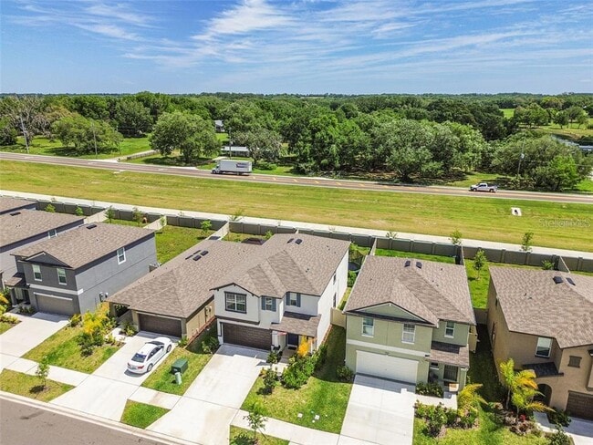 Photo - 9988 Branching Ship Trce