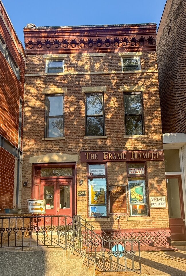 Building Photo - 1509 N Wells St Unit 2